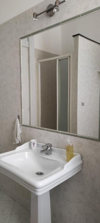 Accoglienza E Comfort Daire Roma Dış mekan fotoğraf